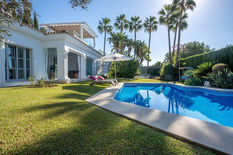 Detached Villa in Sierra Blanca