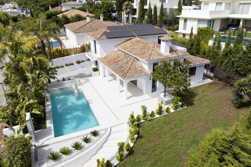 Detached Villa in Guadalmina Alta
