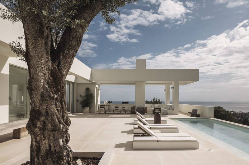 Detached Villa in Altos de los Monteros