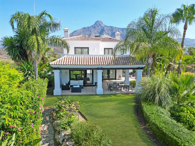 Detached Villa in The Golden Mile