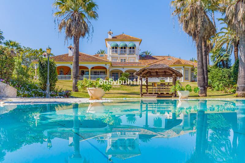 Detached Villa in Mijas