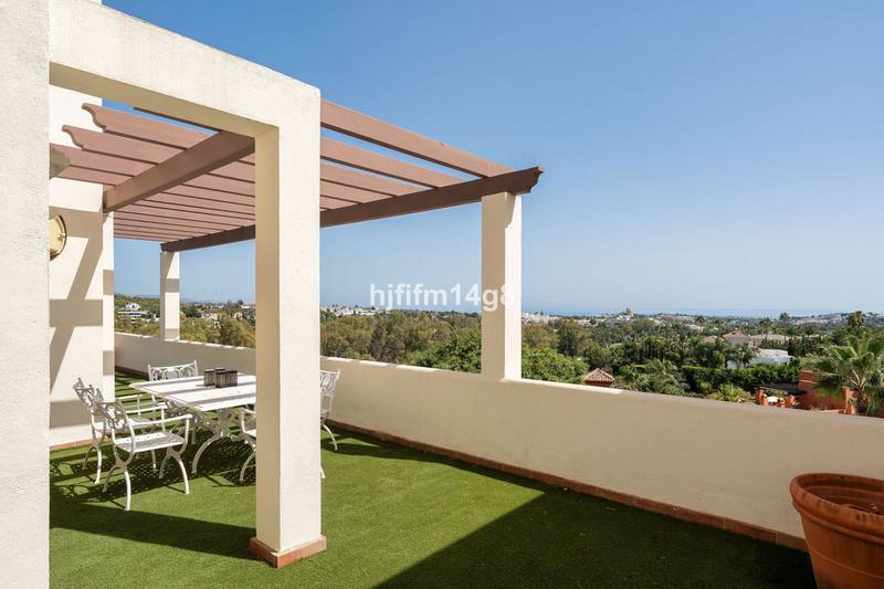 Penthouse Duplex in Nueva Andalucía